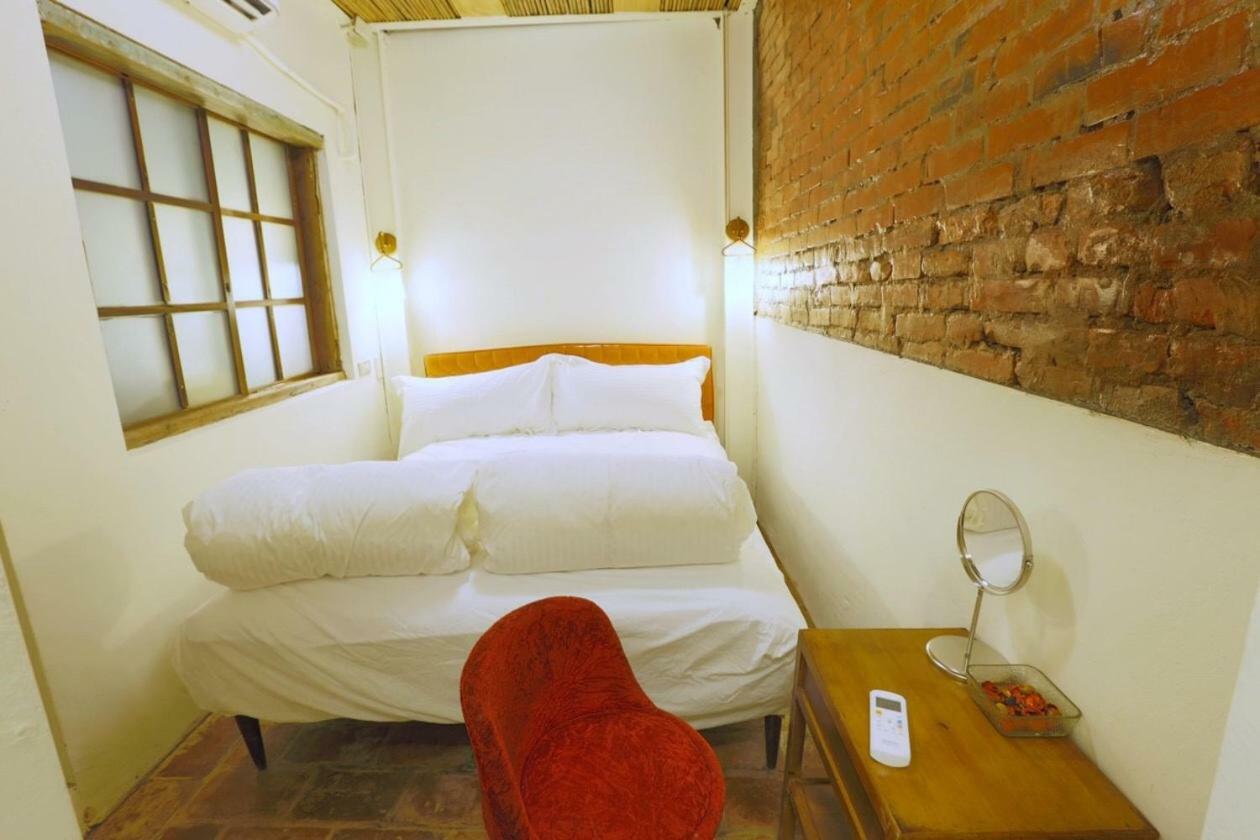 台南赤崁月樓tainan Moon House Inn Kültér fotó